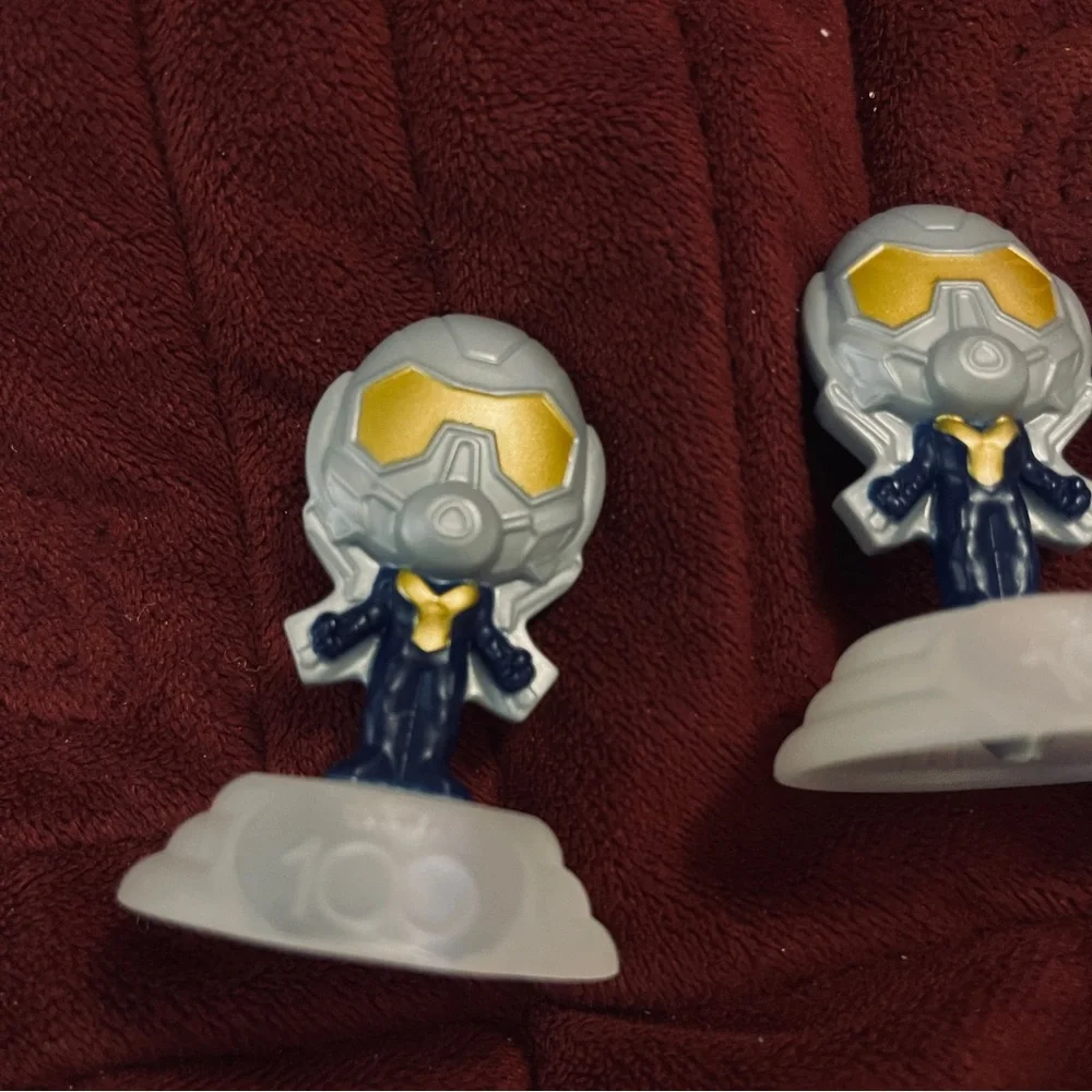 Disney Playset Figures -‎ Gray, Green, and Orange